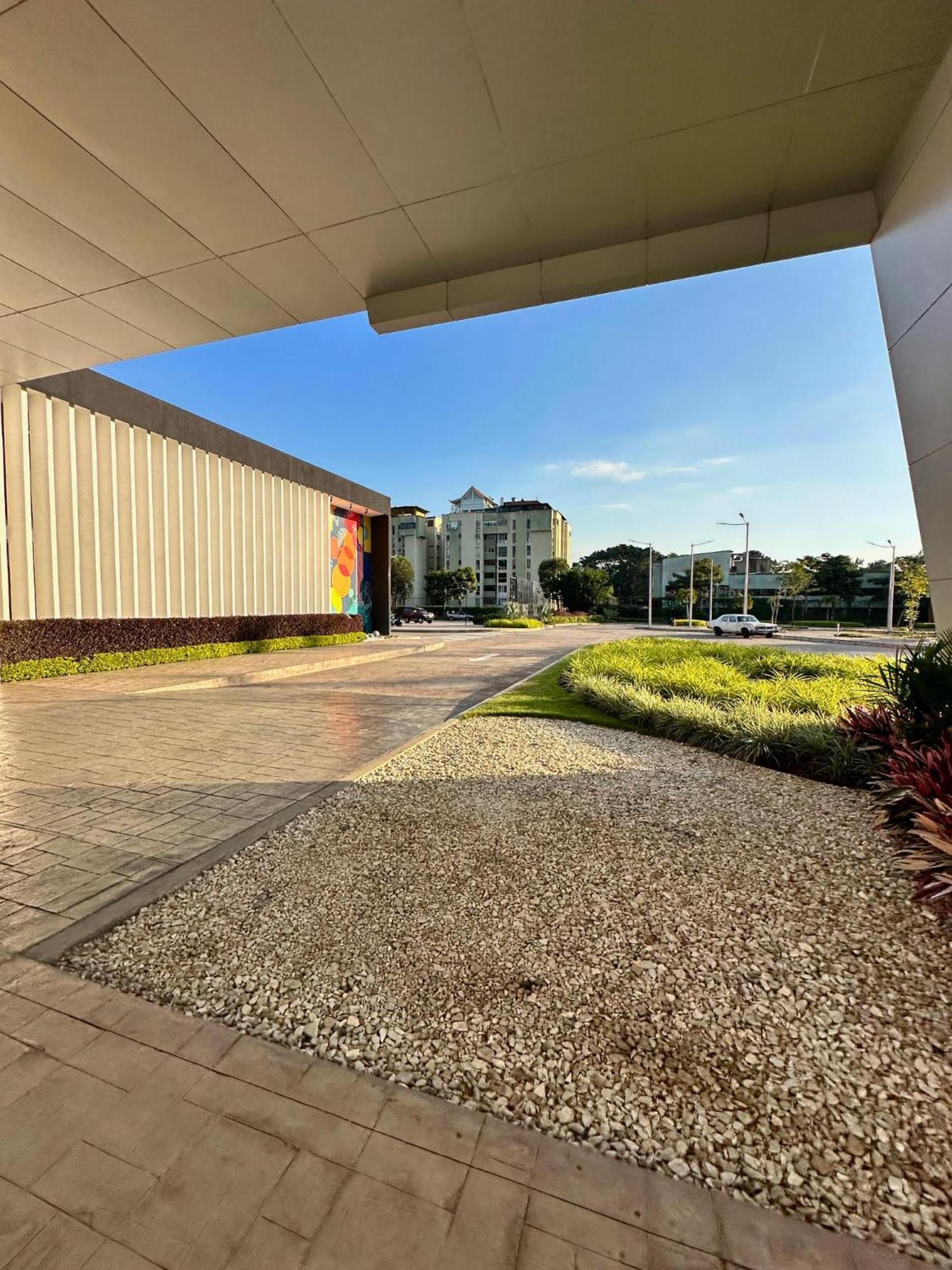 ホテル Eurobuilding Tama San Cristóbal エクステリア 写真